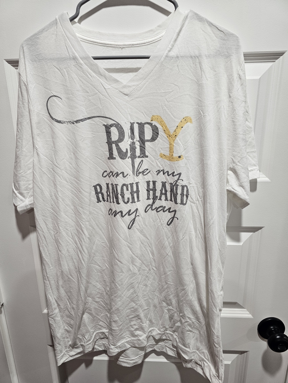 Yellowstone Womans Rip V Cut Shirt